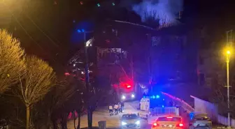 Karabük'te 3 Katlı Evde Yangın Çıktı