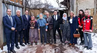 77 Yıl Süren Aşk: Ayşe Teyze ve Halil Amca'nın Evlilik Sırrı