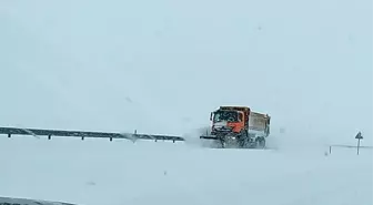 Ardahan'da Kar Nedeniyle 10 Köy Yolu Ulaşıma Kapandı