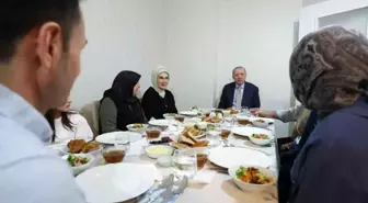 Cumhurbaşkanı Erdoğan ve eşi Emine Erdoğan, iftarda Fidan ailesini ziyaret etti