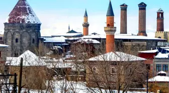 Erzurum'da 2024 Yılında Doğan Bebeklere Verilen İsimler Belli Oldu