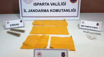 Isparta'da Uyuşturucu Operasyonu: 2 Bin 500 Kullanımlık Kağıt Ele Geçirildi