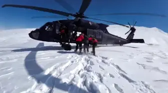 Erzurum'da Mahsur Kalan Vatandaş Askeri Helikopter ile Kurtarıldı