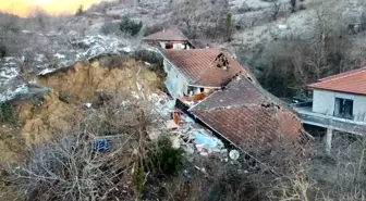 Sinop'ta Heyelan: 3 Ev ve 1 Ahır Enkaz Haline Geldi, 4 Kişi Kurtarıldı