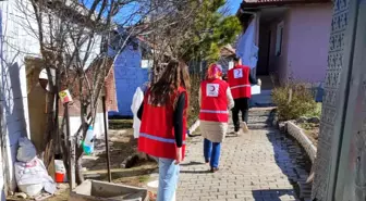 Türk Kızılay Ramazan Kolilerini İhtiyaç Sahiplerine Ulaştırdı