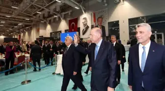 Cumhurbaşkanı Erdoğan'dan esnafa müjde: 'Hazine'den yüzde 50 sübvansiyonlu esnaf ve sanatkar kredi limitini 1 milyon liraya yükseltiyoruz'