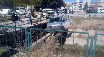 Eskişehir'de Trafik Kazası: İki Araç Çarpıştı, Yaralanan Yok