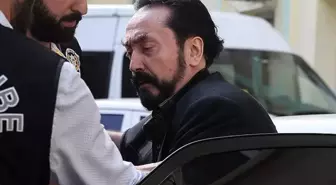 Adnan Oktar'a köfte ekmek siparişi getiren binbaşı görevden alındı