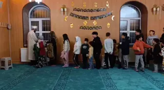 Van'da Teravih Namazı Etkinlikleri ile Çocuklara İslam Sevgisi Aşılanıyor