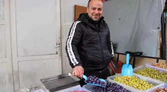 Aydın'da Mor ve Pembe Zeytin Fırtınası: Pazarda Renkli Tezgah