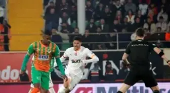 Galatasaray, Alanyaspor'u 2-1 Mağlup Etti