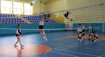 Muş Spor Lisesi Kız Voleybol Takımı Türkiye Finallerine Yükseldi