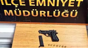 Hatay'da Durdurulan Araçta Silah ve Uyuşturucu Ele Geçirildi