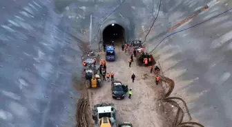 Kayseri'de Hızlı Tren Şantiyesinde Kaya Düşmesi: 1 Ölü, 1 Yaralı