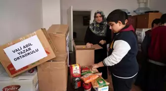 Öğrencilerden Ramazan Kolisi Yardımı