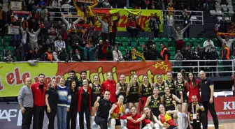 Göztepe ve Karşıyaka, Voleybol Finalinde Karşı Karşıya