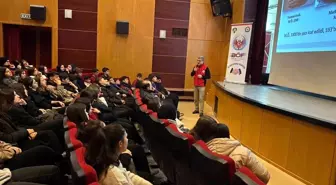 Uşak'ta Gençlik ve Güvenli Gelecek Projesi Kapsamında Bilgilendirme Konferansı Düzenlendi