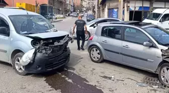 Karabük'te Trafik Kazası: İki Yaralı