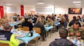 Bayburt'ta şehit ve gazi yakınları onuruna iftar programı düzenlendi