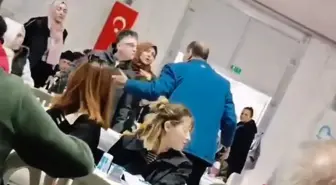 İftar çadırında 'Oruçlu değilsin' kavgası