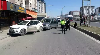 Malatya'da Üç Araçlı Trafik Kazası: 1 Yaralı