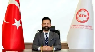 Eski rektör yardımcısına dolandırıcılık davası