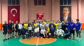 Yeşilay Haftası'nda Salihli'de 3x3 Basketbol Turnuvası Şampiyonu Old Boys