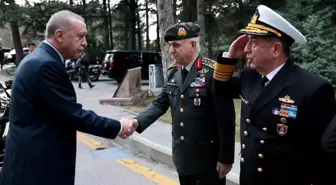 Cumhurbaşkanı Erdoğan: 'Coğrafyamız üzerinde istilacı heveslerle coğrafyamız üzerinde ameliyat yapmaya yeltenenler karşılarında Türkiye'yi bulacaktır'