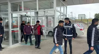 Tekirdağ'da Düzensiz Göçmen Operasyonu: 10 Pakistan Uyruklu Yakalandı