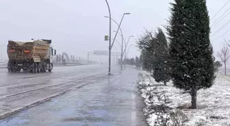 Konya'da Kar Yağışı Başladı, Tedbirler Alındı