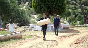 Söke'de Öz Babaları Tarafından Öldürülen İki Bebek İçin Cenaze Töreni Düzenlendi