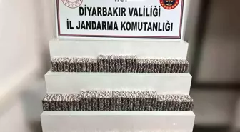 Diyarbakır'da Jandarma Operasyonu: 13 Bin 552 Sentetik Hap Ele Geçirildi