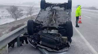 Karapınar'da Takla Atan Otomobilin Sürücüsü Yaralandı