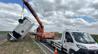 Mardin'de Kontrolden Çıkan Kamyonet Takla Attı: 1 Yaralı