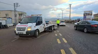 Gaziantep'te Kamyonetle Çarpışan Motosiklet Sürücüsü Hayatını Kaybetti