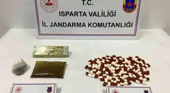 Isparta'da Uyuşturucu Operasyonu: 118 Hap ve 18 Gram Bonzai Ele Geçirildi