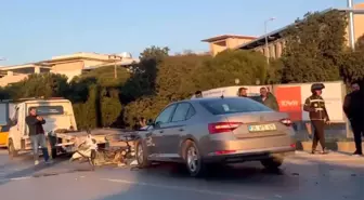 İzmir'de Otomobilin Çarptığı Motosikletli Hayatını Kaybetti