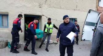Kütahya'da Korkunç Cinayet: Eşi ve İlişkide Olduğu İddia Edilen Kişiyi Öldürdü