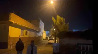 Ceylanpınar'da Yıldırımın Elektrik Direğine Çarpma Anı Kameralara Yansıdı