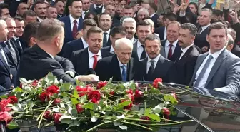 Devlet Bahçeli, Alparslan Türkeş'in Kabrini Ziyaret Etti ve Siyaset Akademisi Vakfı'nın Açılışına Katıldı