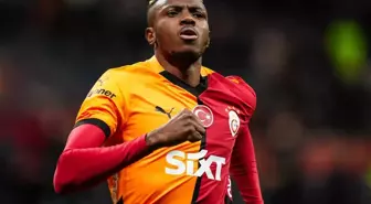 Osimhen, dünyaca ünlü yıldıza Galatasaray forması giydirdi