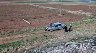Çorum'da Takla Atan Otomobildeki Sürücü ve Yolcular Yaralanmadan Kurtuldu