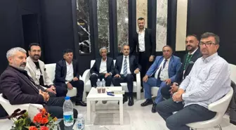 Elazığ Ticaret ve Sanayi Odası Başkanı, Doğaltaş Fuarı'nı Ziyaret Etti