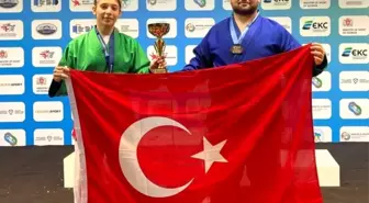 Denizlili Kuraşçılar Avrupa Şampiyonası'nda 6 Madalya Kazandı