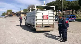 Kuşadası'nda Canlı Hayvan Taşıyan Araçlar Denetlendi