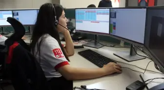 Oğlu ödev yapmayınca 112'yi aradı: Polise aktar da bir kızsın