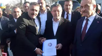 Malatya'da Zirai Don Hasarı İçin Bakanlığa Talepler Sunuldu