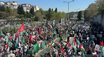 İHH ve STK'lar, ABD'nin Gazze Saldırılarına Protesto Düzenledi