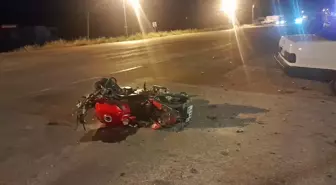 Adıyaman'da Otomobil ile Motosiklet Çarpıştı: 1 Ölü, 3 Yaralı