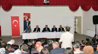 AK Parti Van İl Başkanı Muhtarlarla Bir Araya Geldi